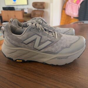 New Balance Hierro sneakers in grey 7.5M 9W